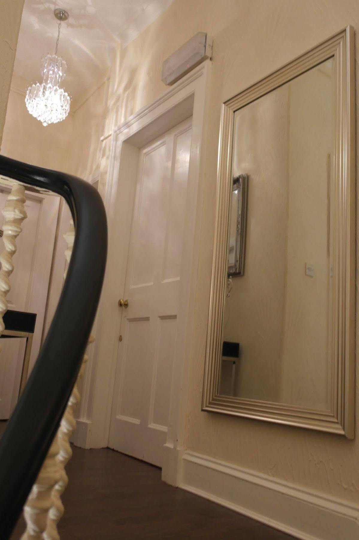 Robert The Bruce Apartment สเตอร์ลิง ภายนอก รูปภาพ