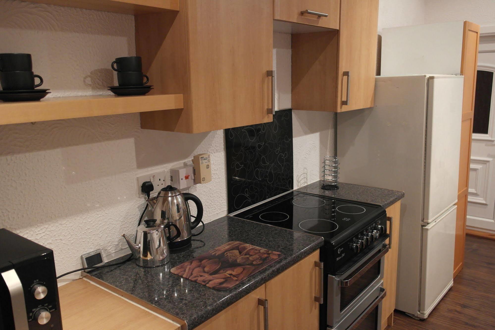 Robert The Bruce Apartment สเตอร์ลิง ภายนอก รูปภาพ
