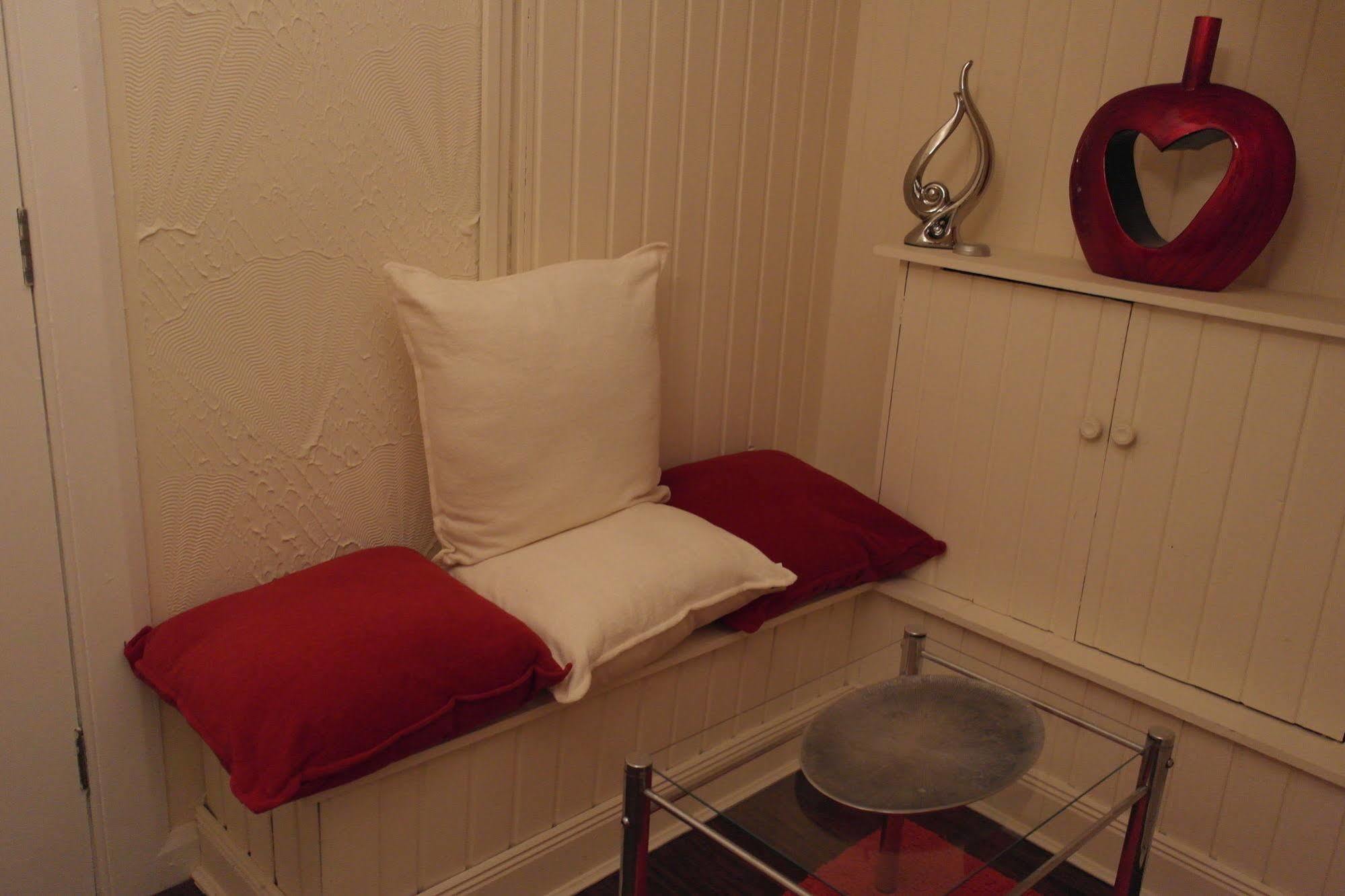 Robert The Bruce Apartment สเตอร์ลิง ภายนอก รูปภาพ