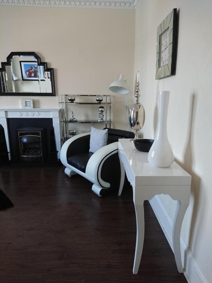 Robert The Bruce Apartment สเตอร์ลิง ภายนอก รูปภาพ