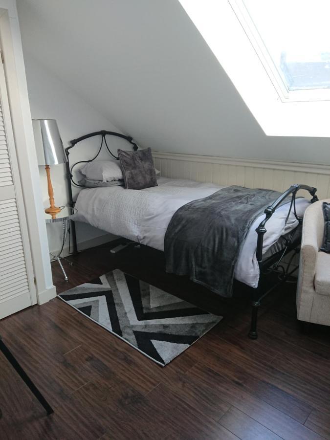 Robert The Bruce Apartment สเตอร์ลิง ภายนอก รูปภาพ
