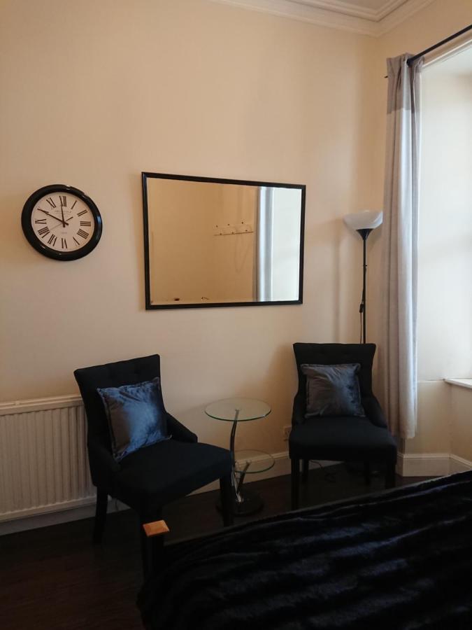 Robert The Bruce Apartment สเตอร์ลิง ภายนอก รูปภาพ