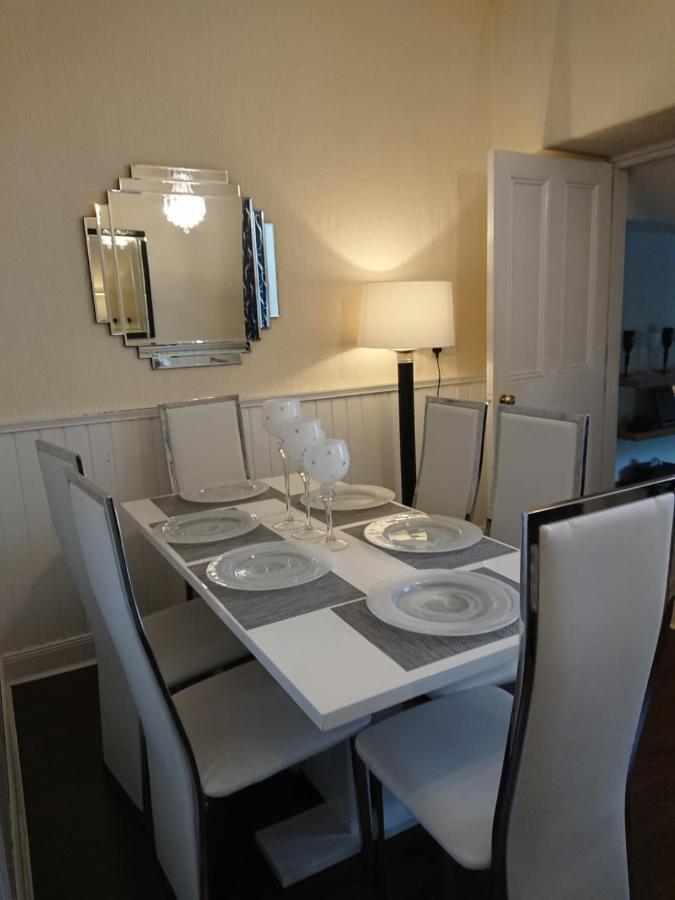 Robert The Bruce Apartment สเตอร์ลิง ภายนอก รูปภาพ