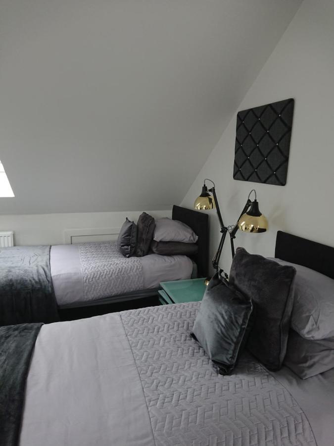 Robert The Bruce Apartment สเตอร์ลิง ภายนอก รูปภาพ